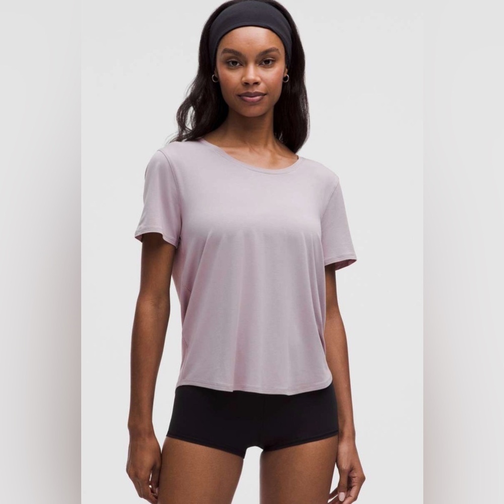 Lululemon Modal Silk Twist Back Short Sleeve – XS (Runs Oversized) – Mauve Grey